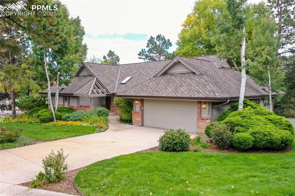 215 Hidden Creek Dr., Colorado Springs, CO 80906