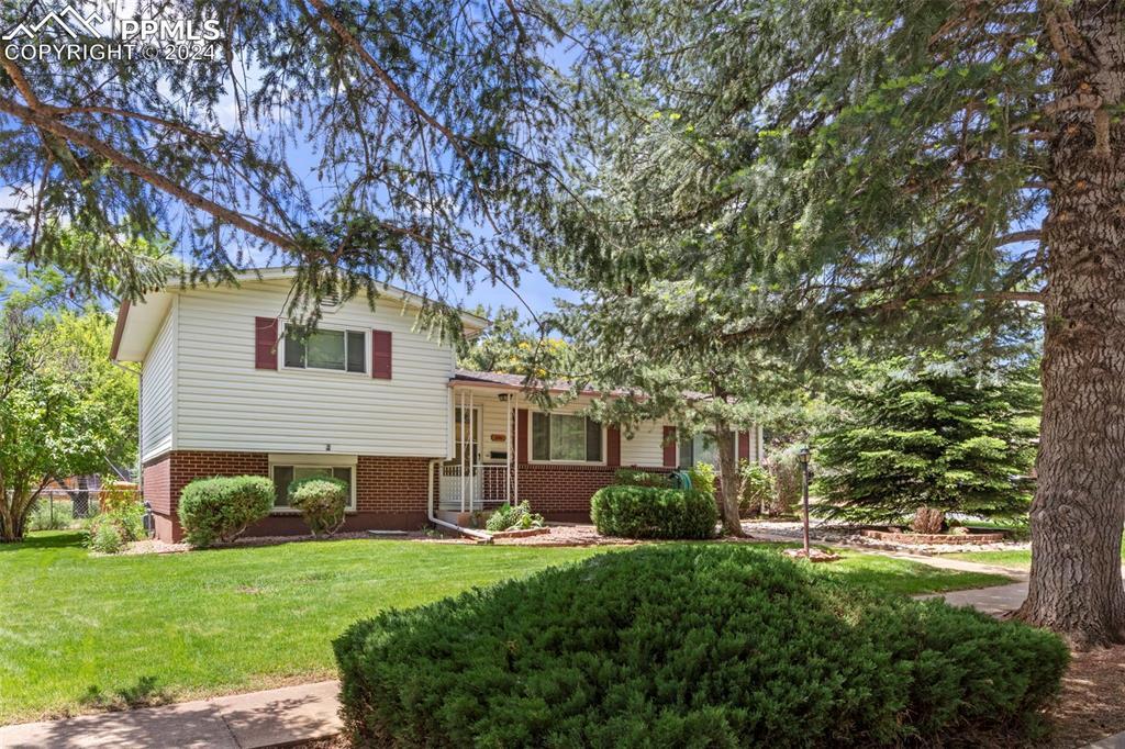 1226 Adams Dr., Colorado Springs, CO 80904