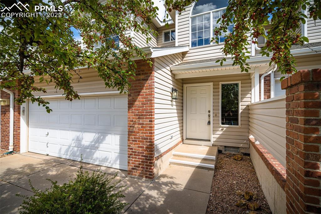 1742 Victorian Point, Colorado Springs, CO 80905