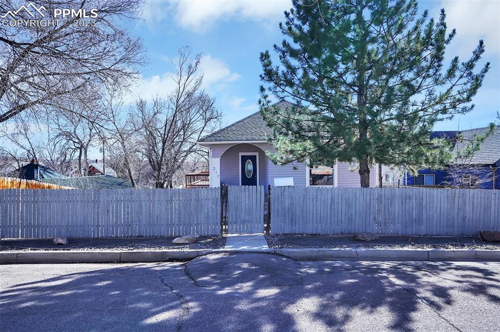 217 N 7th St., Colorado Springs, CO 80905