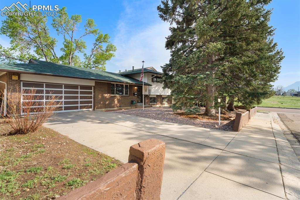 1443 Coronado Dr., Colorado Springs, CO 80910