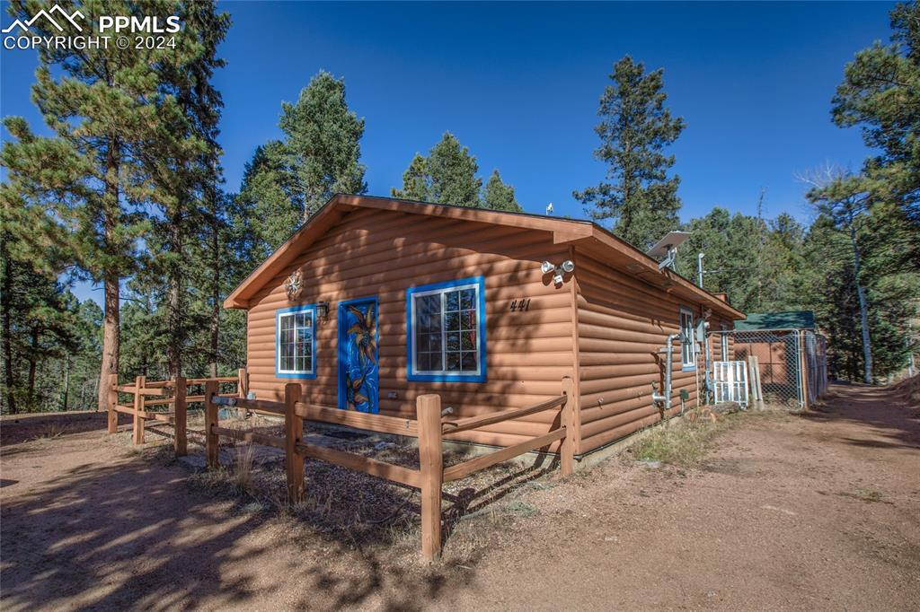 441 Paint Pony Ln., Florissant, CO 80816