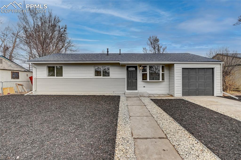 61 Easy St., Colorado Springs, CO 80911