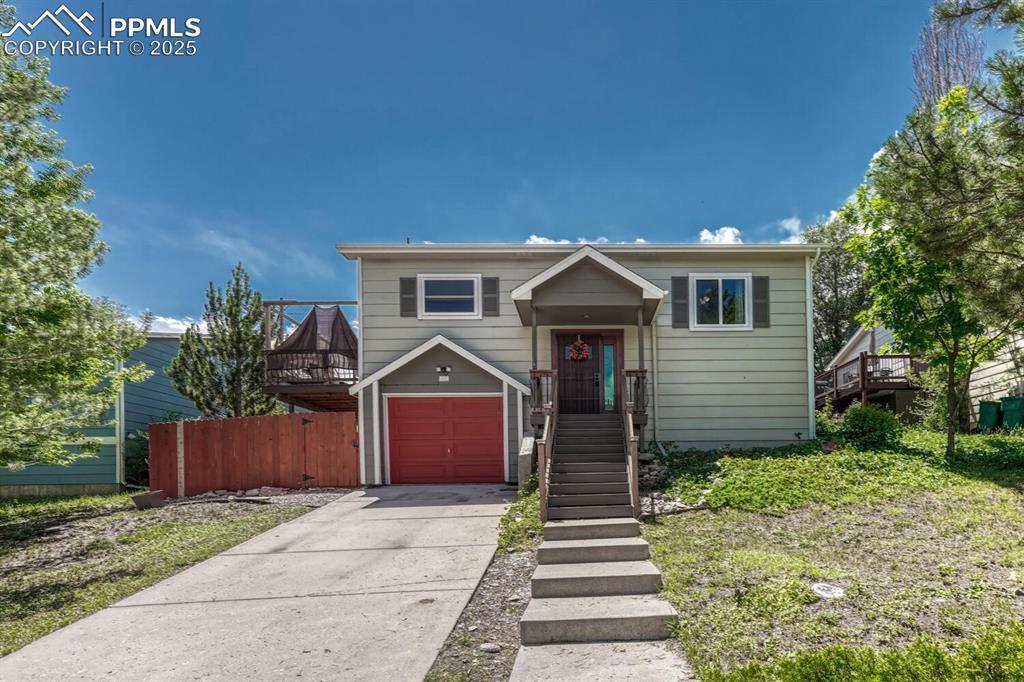 615 W Monument St., Colorado Springs, CO 80905