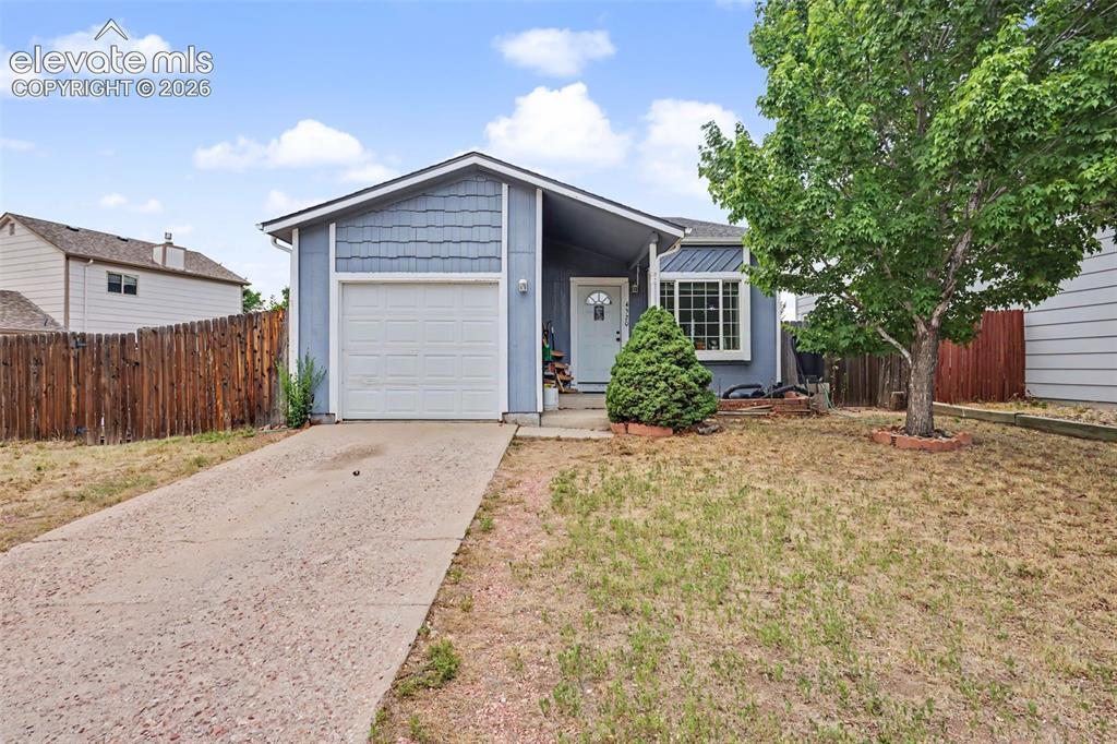 4520 Hollyridge Dr., Colorado Springs, CO 80916