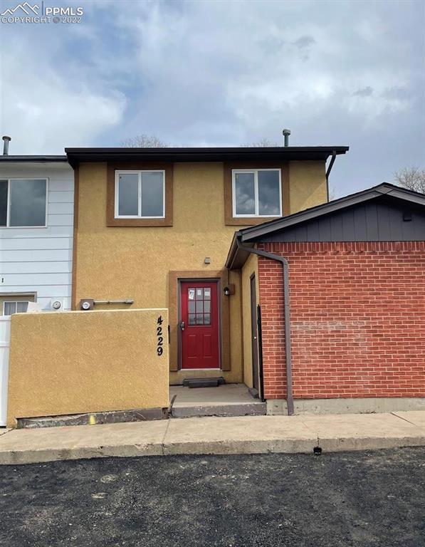 4229 Hunts Mill Ter., Colorado Springs, CO 80910