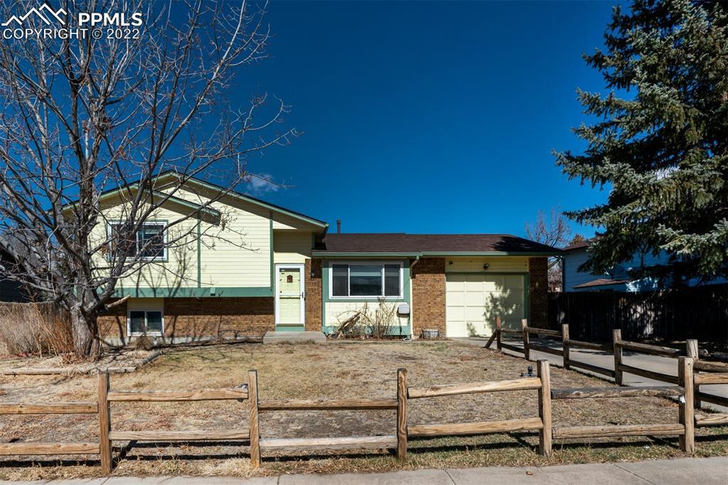 7390 Painted Rock Dr., Colorado Springs, CO 80911