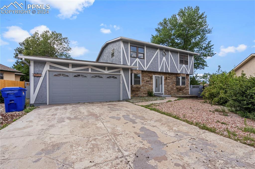 6732 Lange Cir., Colorado Springs, CO 80918