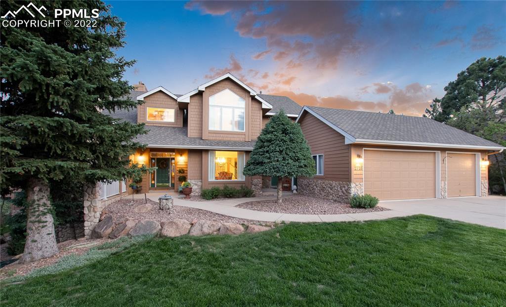 2725 Roundstone Ct., Colorado Springs, CO 80919