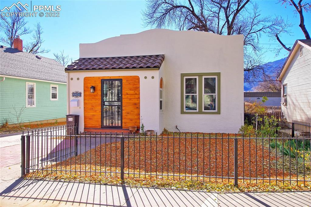 2219 W Pikes Peak Ave., Colorado Springs, CO 80904