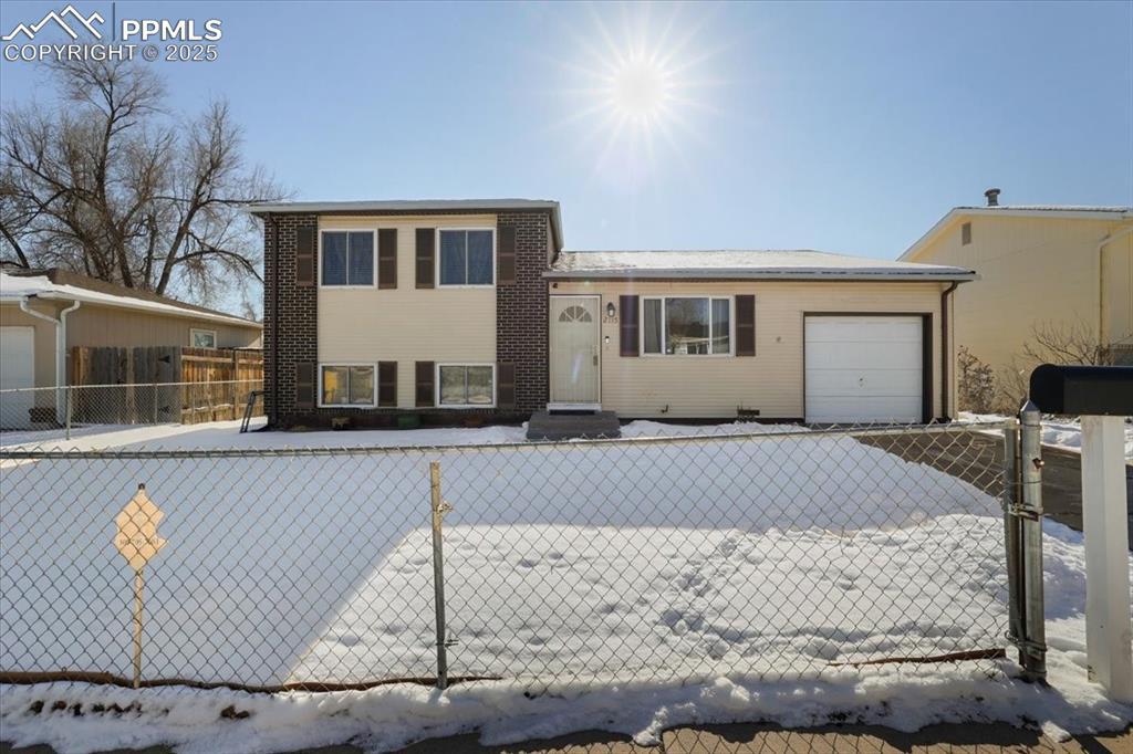 2115 S El Paso Ave., Colorado Springs, CO 80905