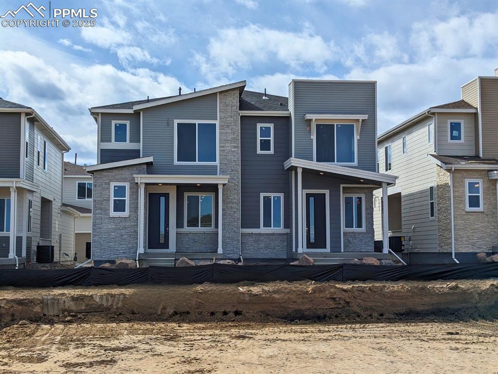 2483 Vanhoutte View, Colorado Springs, CO 80915
