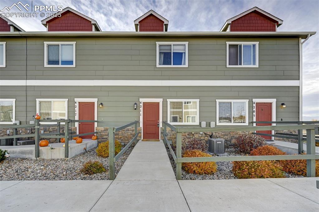 4211 Little Rock View, Colorado Springs, CO 80911