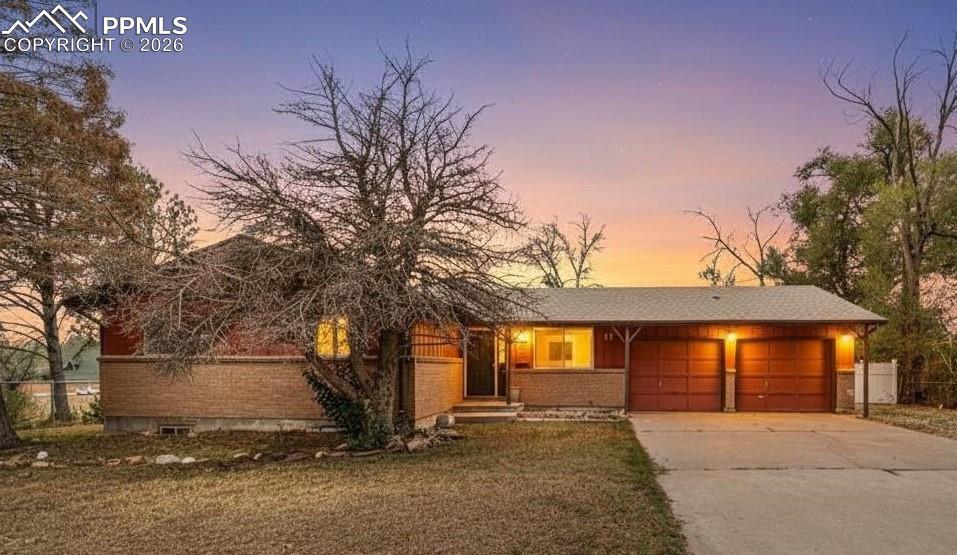 11 Macnaughton Rd., Pueblo, CO 81001