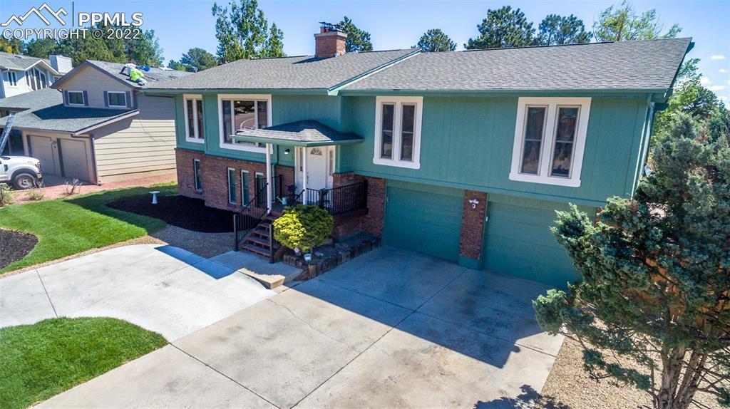 420 Allegheny Dr., Colorado Springs, CO 80919