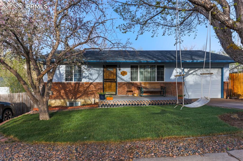 2566 Royalty Ct., Colorado Springs, CO 80904