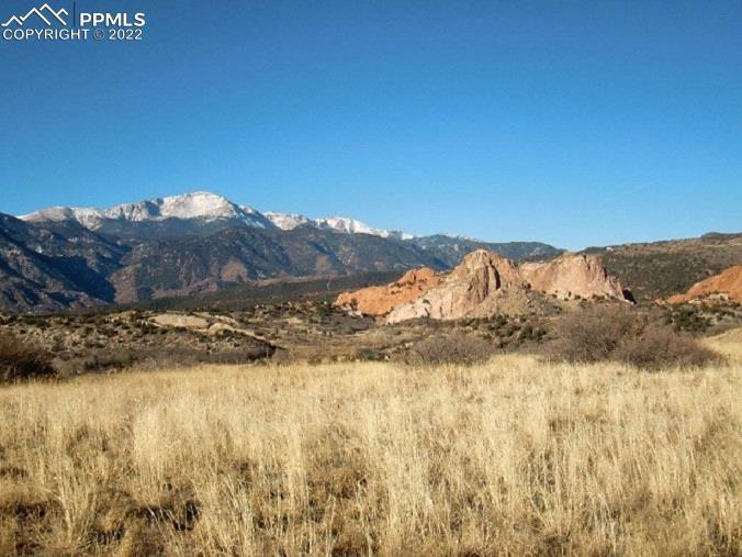 3044 Treeline View, Colorado Springs, CO 80904