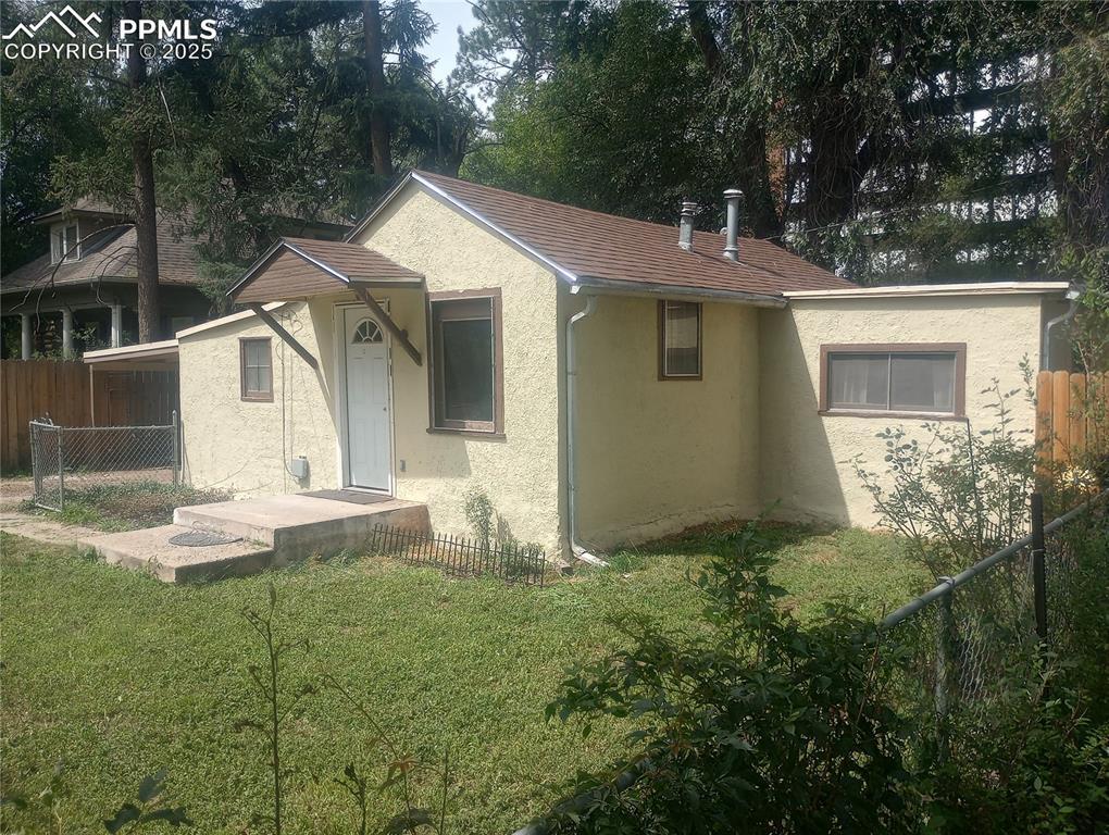 1914 Woodburn St., Colorado Springs, CO 80906