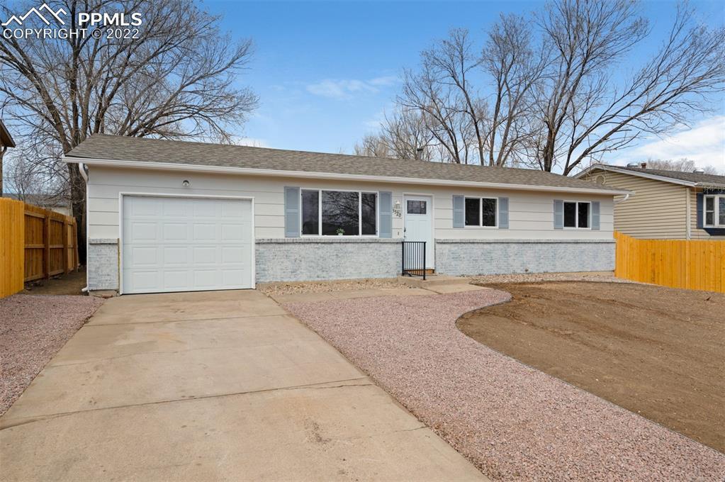 3520 Charwood Ln., Colorado Springs, CO 80910