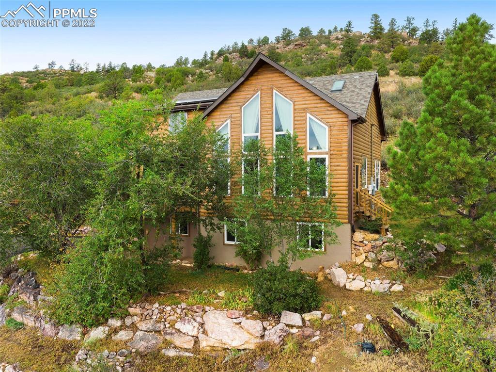 975 Glenrock Dr., Colorado Springs, CO 80926