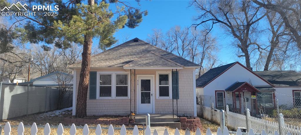 613 Swope Ave., Colorado Springs, CO 80909