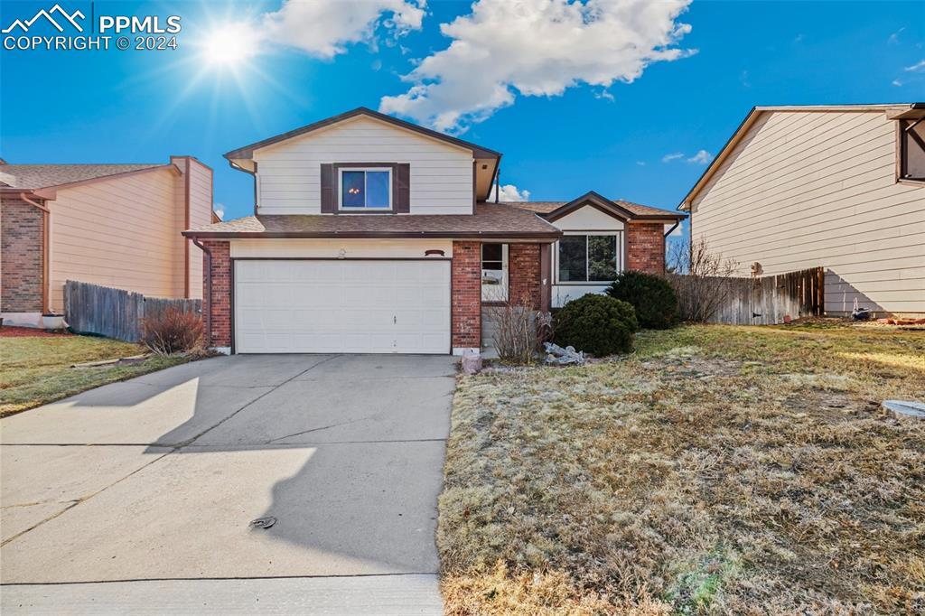 2110 Leoti Dr., Colorado Springs, CO 80915