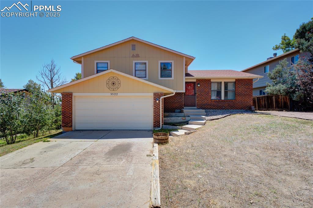 5522 Wilkerson Pass Dr., Colorado Springs, CO 80917