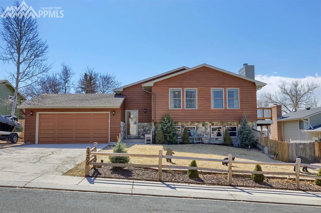 2309 Distinctive Dr., Colorado Springs, CO 80920
