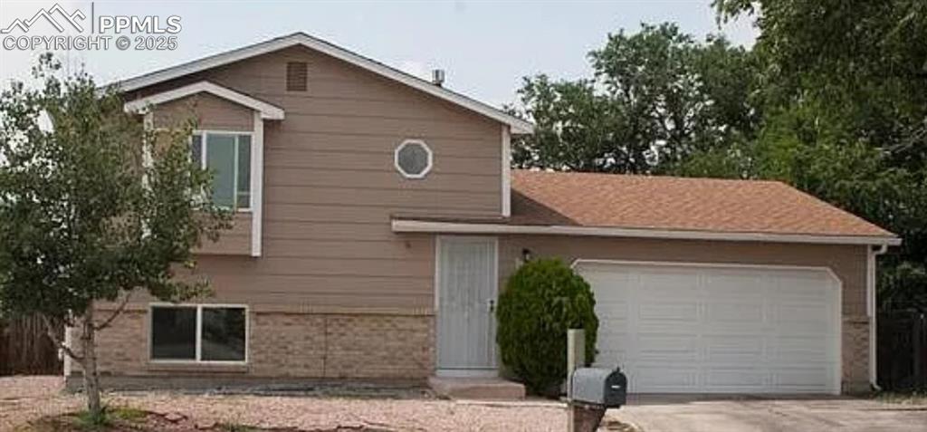 1248 Jet Wing Dr., Colorado Springs, CO 80916
