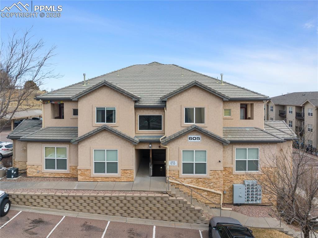 605 Cougar Bluff Point #202, Colorado Springs, CO 80906