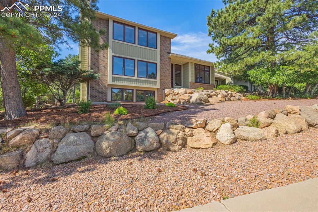 4820 Farthing Dr., Colorado Springs, CO 80906