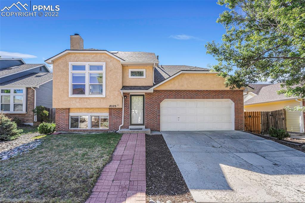 8525 Sassafras Dr., Colorado Springs, CO 80920