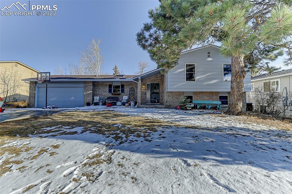 3913 Alemeda Cir., Colorado Springs, CO 80918