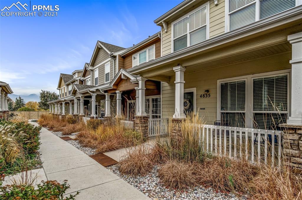 4835 Hawks Crest Point, Colorado Springs, CO 80916