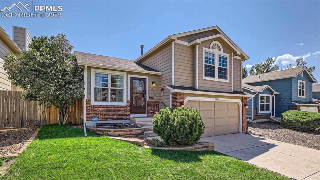 5285 Paradox Dr., Colorado Springs, CO 80923