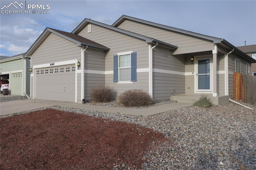 1887 Silver Meadow Cir., Colorado Springs, CO 80951