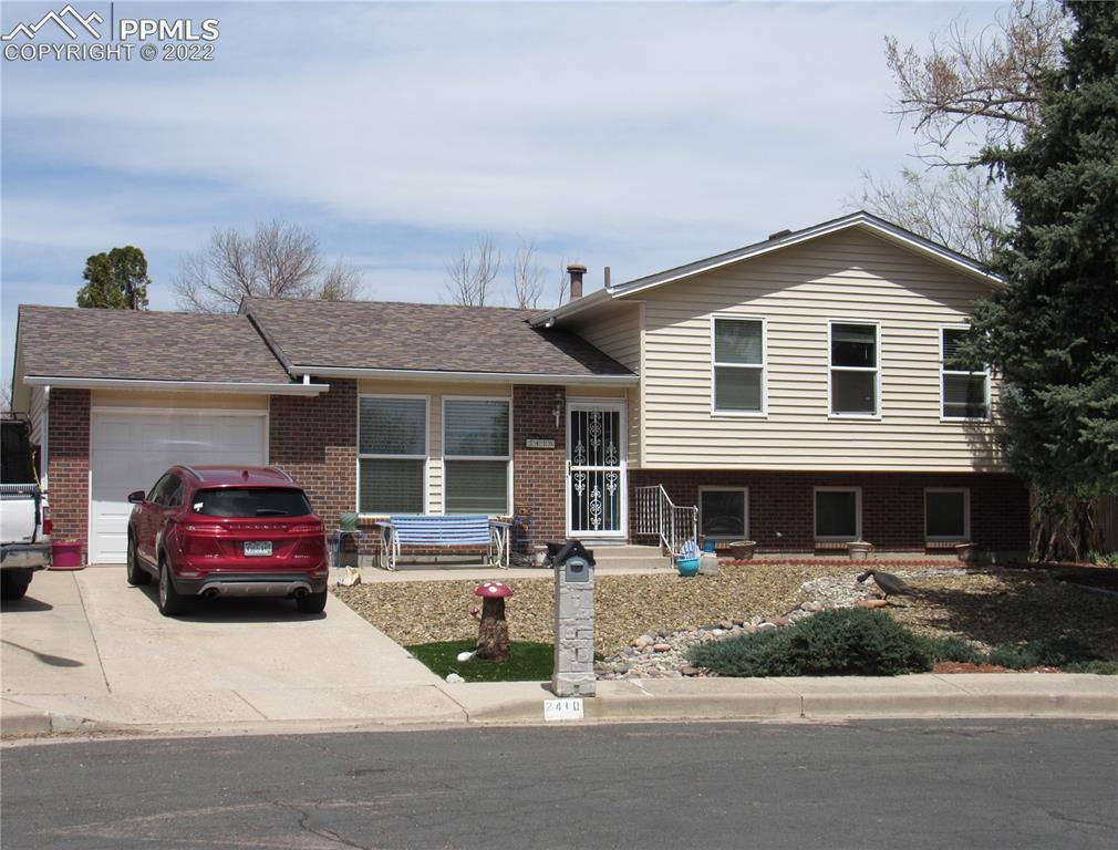 2410 Cather Ct., Colorado Springs, CO 80916