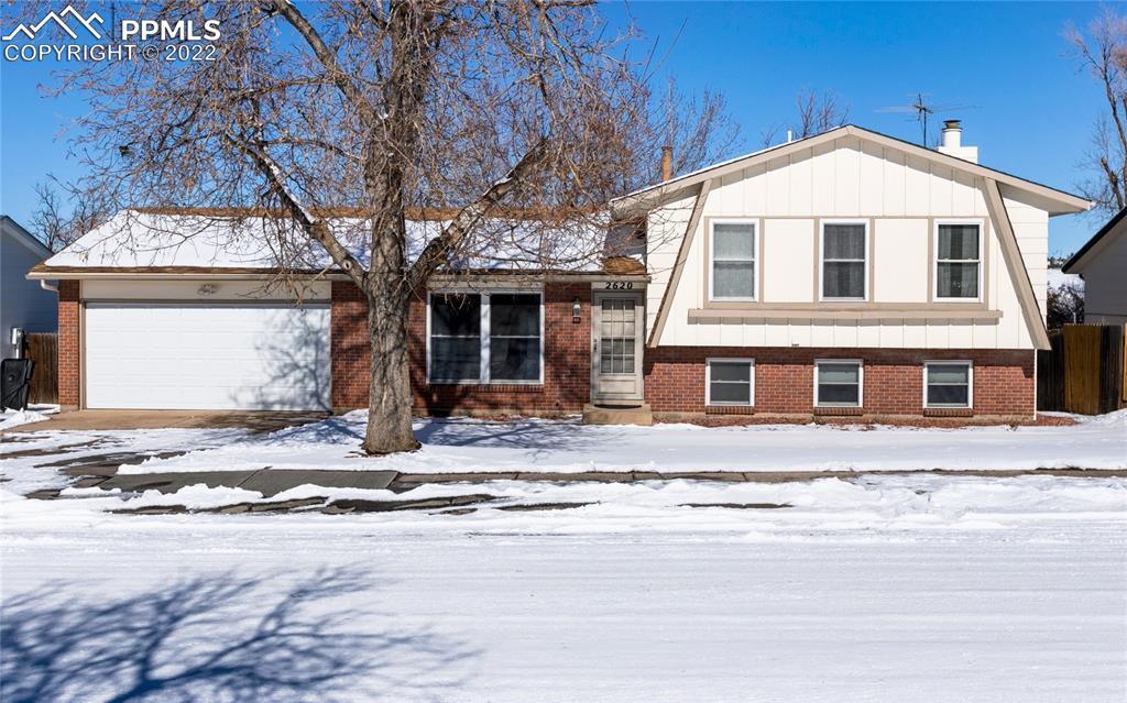 2620 Roundtop Dr., Colorado Springs, CO 80918