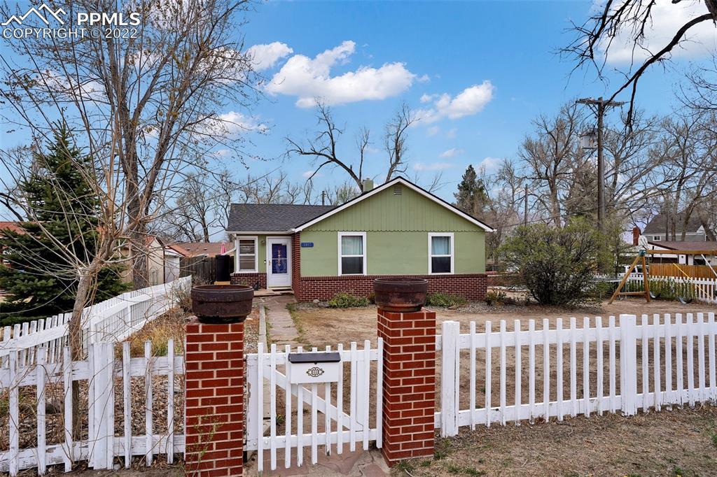 1917 E Cache La Poudre St., Colorado Springs, CO 80909