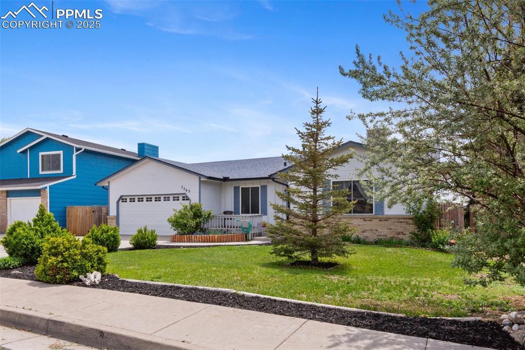 7565 Woody Creek Dr., Colorado Springs, CO 80911