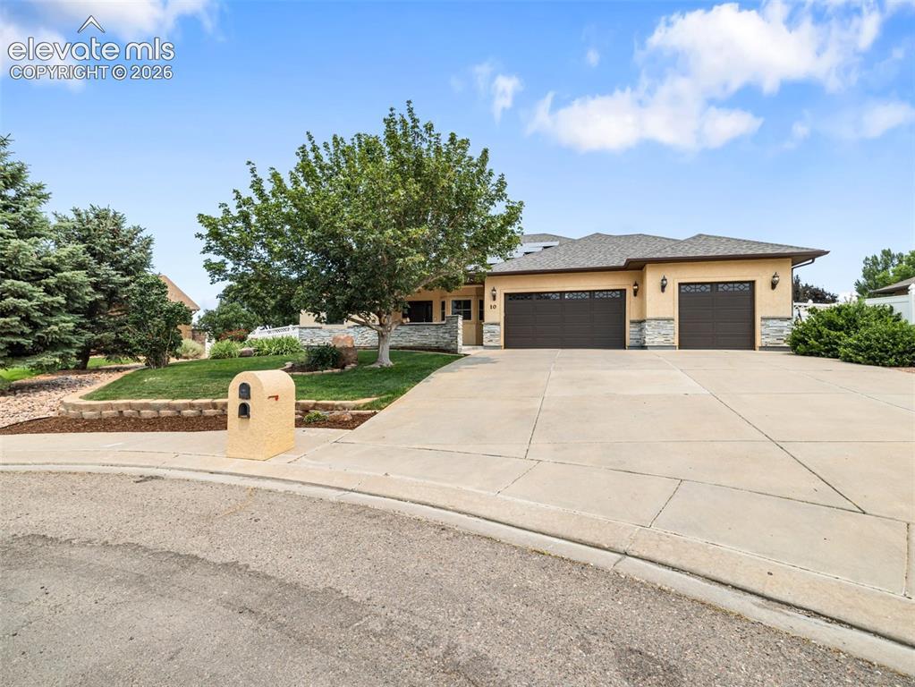 10 Erica Ct., Pueblo, CO 81001