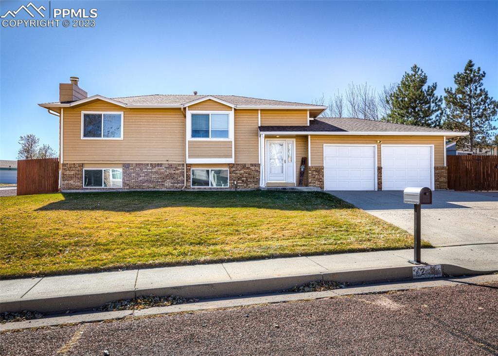 4240 Chenango Dr., Colorado Springs, CO 80911