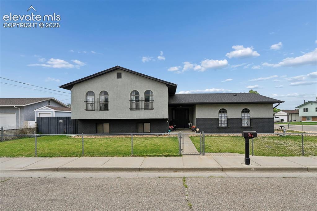 36 Wheatridge Dr., Pueblo, CO 81005