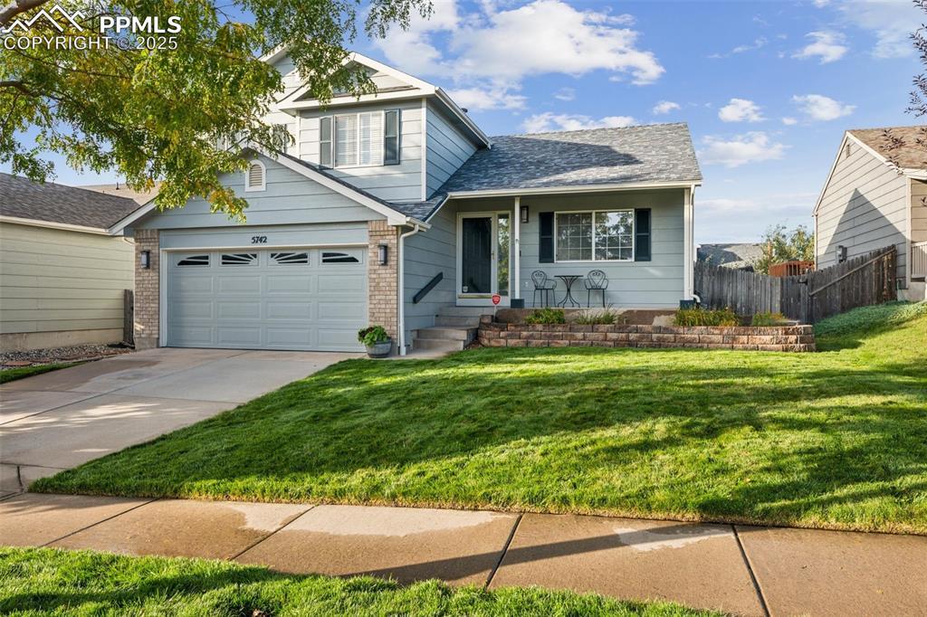 5742 Charlotte Pkwy., Colorado Springs, CO 80923