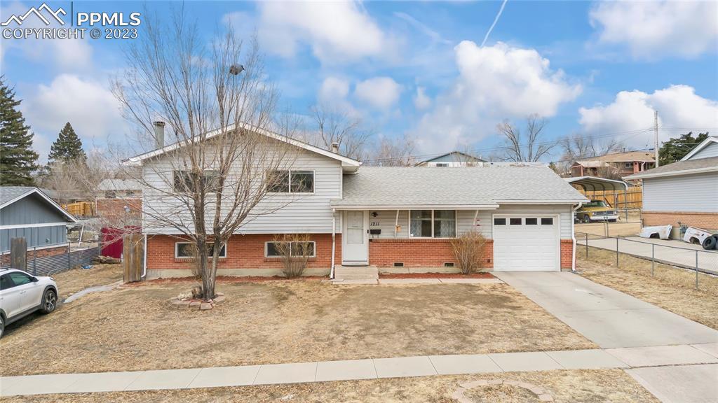 1211 Royale Dr., Colorado Springs, CO 80910