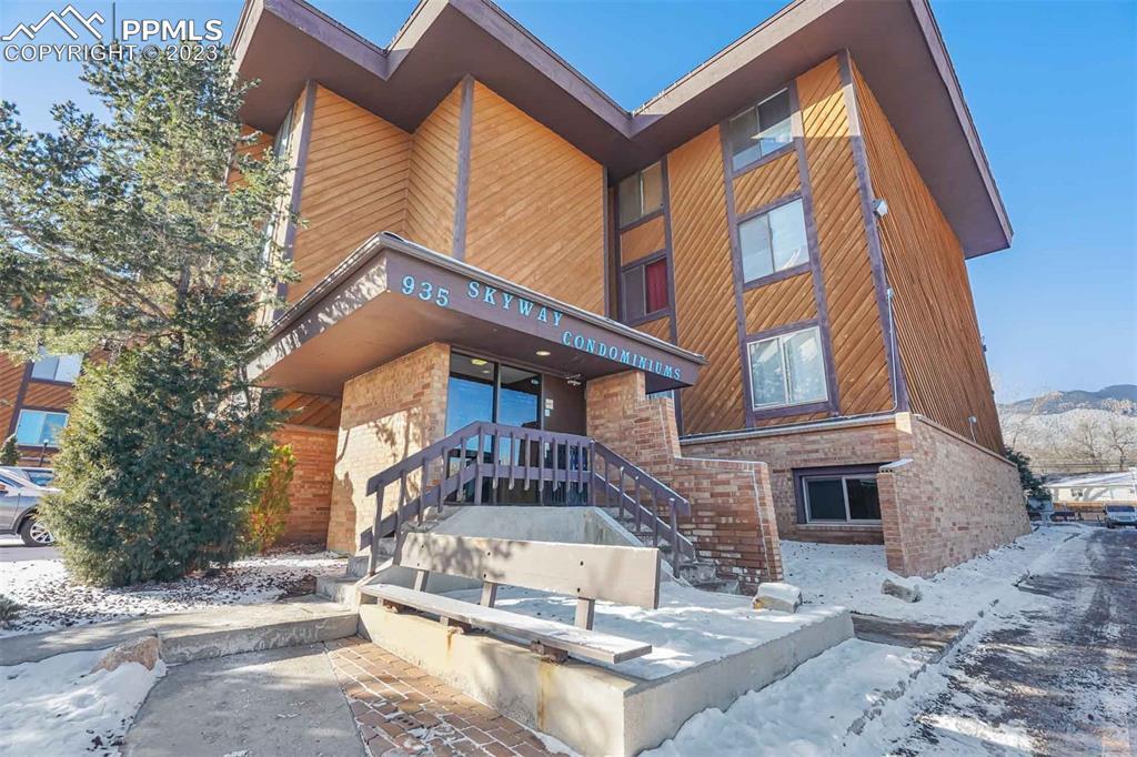 935 Saturn Dr. #124, Colorado Springs, CO 80905