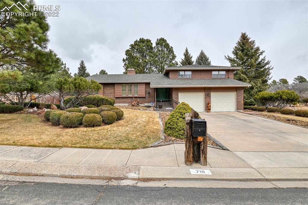 710 Big Valley Dr., Colorado Springs, CO 80919