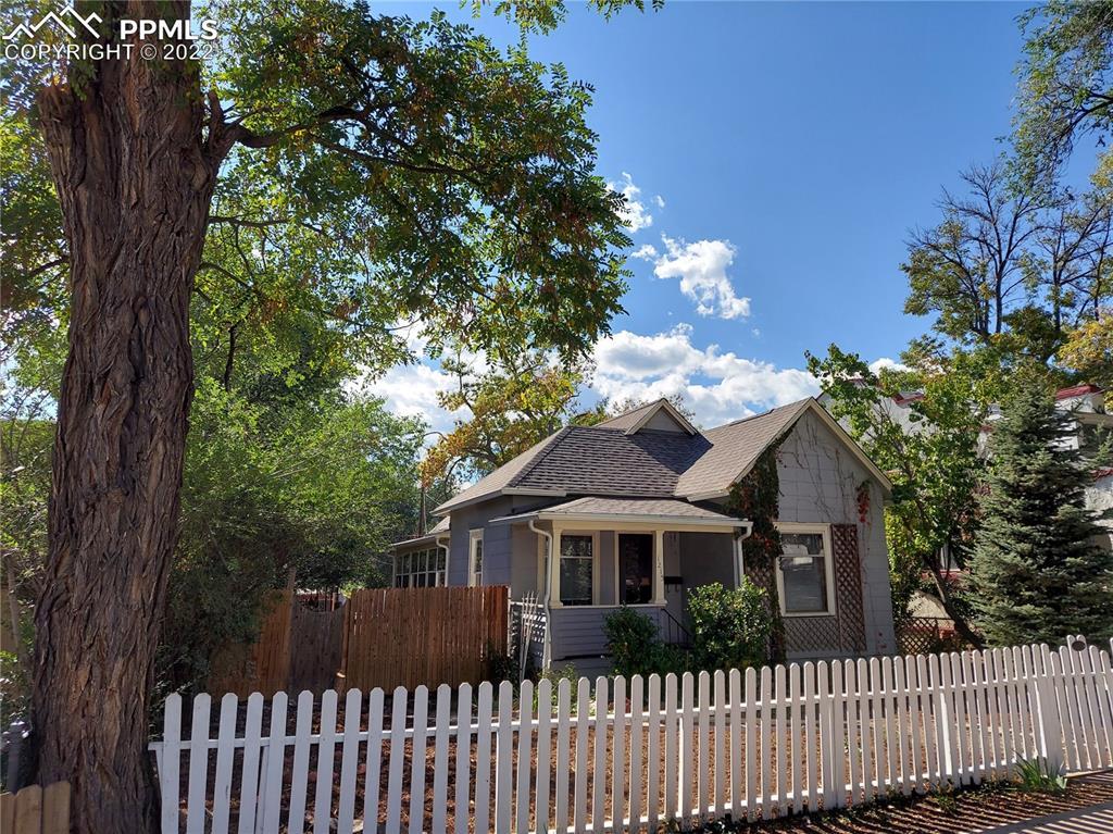 1215 W Pikes Peak Ave., Colorado Springs, CO 80904