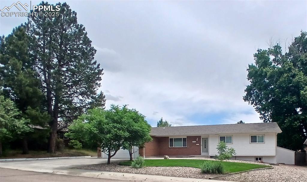 4017 N Loring Cir., Colorado Springs, CO 80909