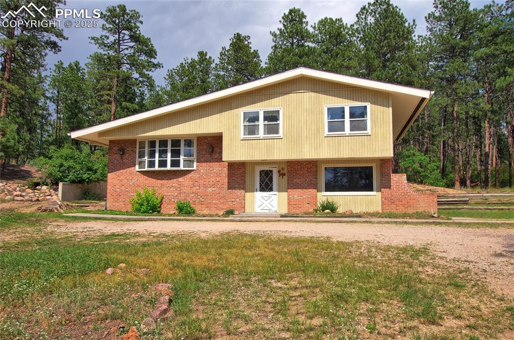 14535 Roller Coaster Rd., Colorado Springs, CO 80921